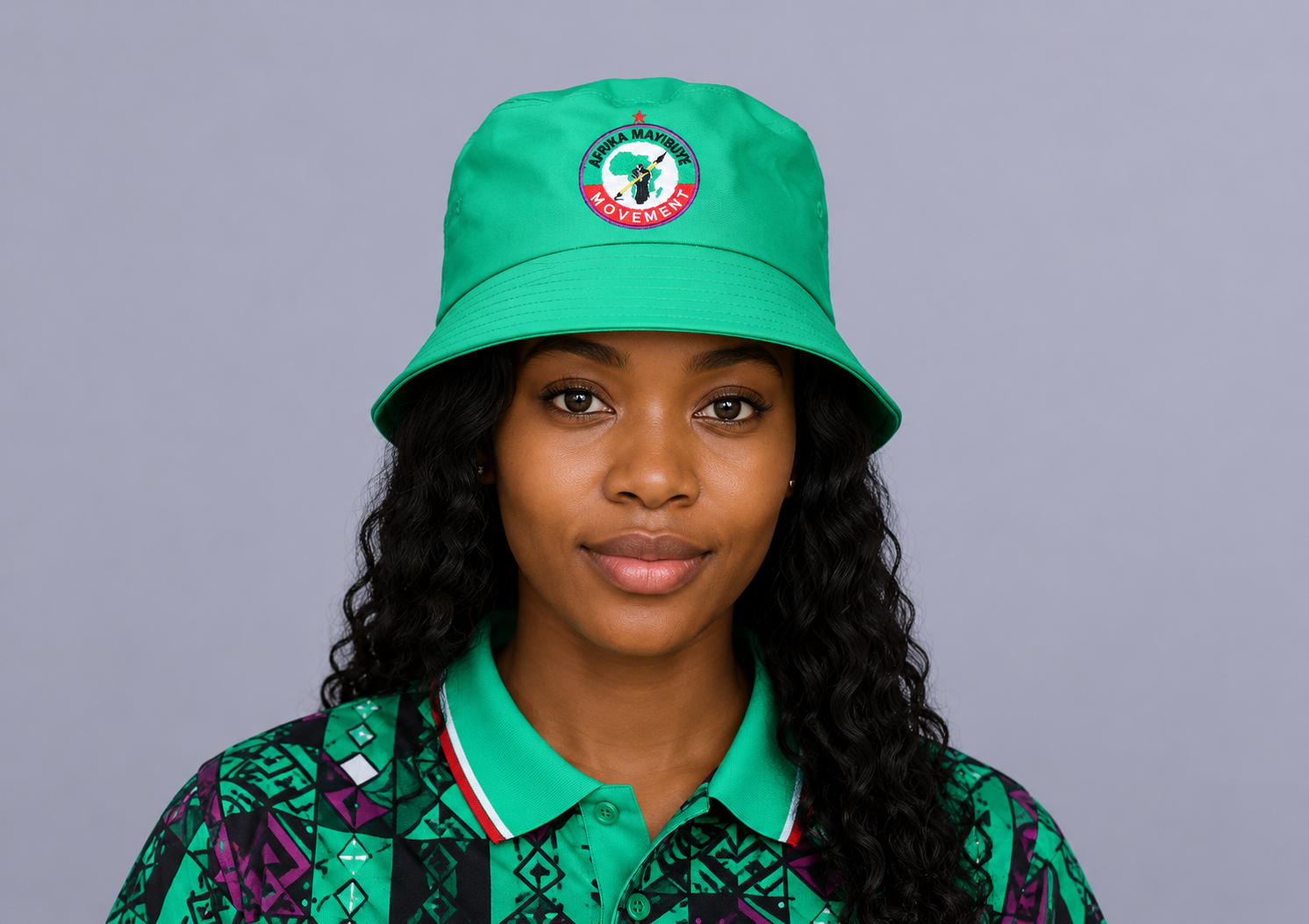 GREEN BUCKET HAT